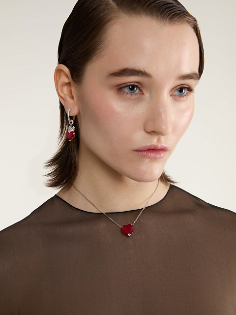 Колье из белого золота с гранатом в огранке «сердце», 2