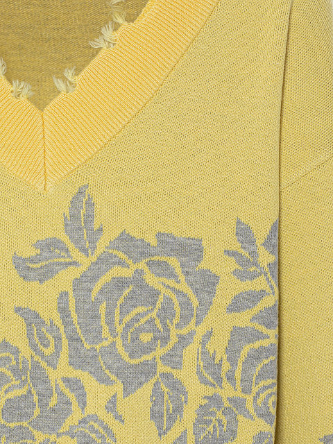 Желтый пуловер с V-образным вырезом и розами, 4