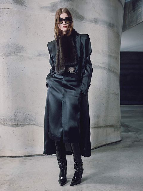 Пальто из шелка, 1 Пальто из шелка, 1