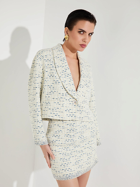 Молочный твидовый костюм из жакета и юбки-мини, 3