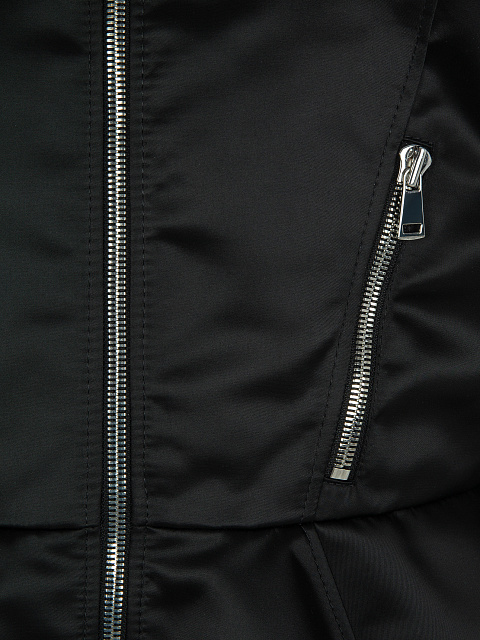 Черный бомбер из шелка с фигурным низом, 3 Черный бомбер из шелка с фигурным низом, 3