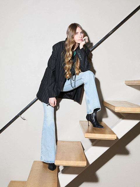 Расклешенные голубые джинсы из хлопка, 3