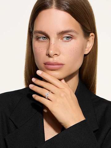 Кольцо из белого золота с бриллиантами, 2