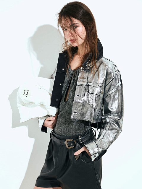 Черная укороченная джинсовка с серебряным напылением, 2 Черная укороченная джинсовка с серебряным напылением, 2