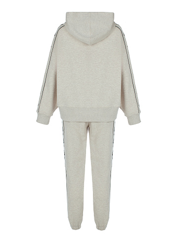 Бежевый трикотажный костюм с черной вышивкой, 2