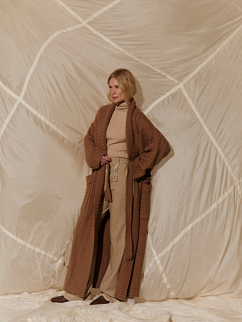 Коричневое вязаное пальто из шерсти мериноса и кашемира, 2