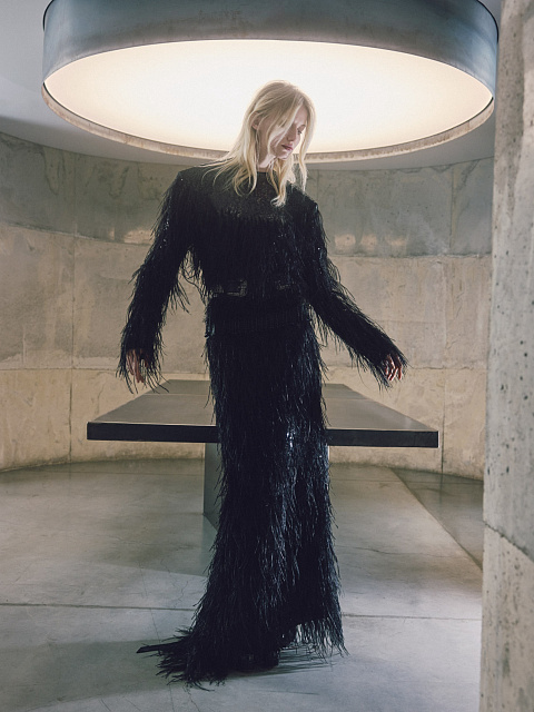 Платье-макси с перьями страуса, 2