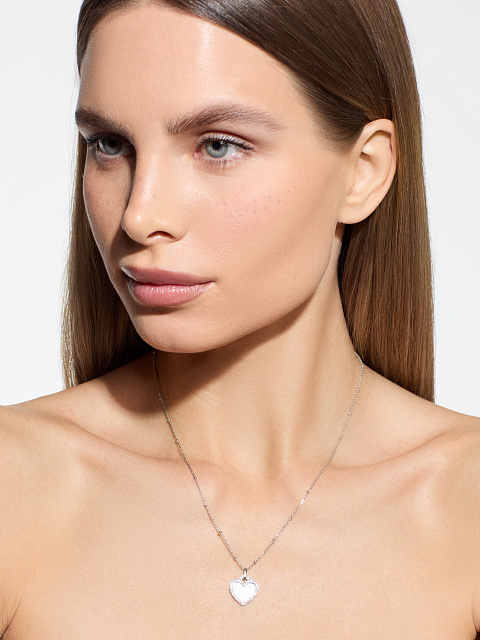 Колье с кулоном в виде сердца из белого золота, 2 Колье с кулоном в виде сердца из белого золота, 2