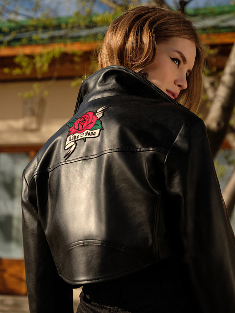 Черная укороченная куртка-косуха из эко-кожи, 9 Черная укороченная куртка-косуха из эко-кожи, 9