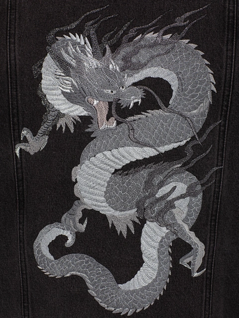 Черная джинсовая куртка с вышивкой на спине, 6 Черная джинсовая куртка с вышивкой на спине, 6