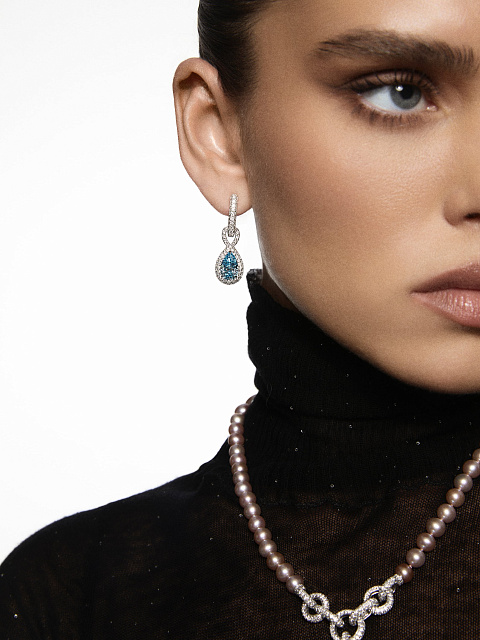 Серьги из белого золота с голубым бриллиантом, 2