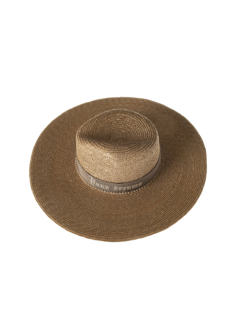 Соломенная шляпа с лентой и серебряной цепью с бусинами, 1