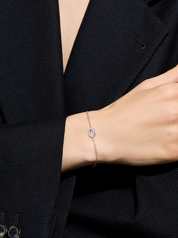 Браслет с подковой из белого золота с бриллиантом, 1 Браслет с подковой из белого золота с бриллиантом, 1