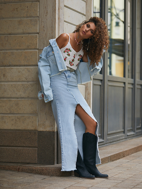 Голубая юбка-макси из денима с разрезом, 11