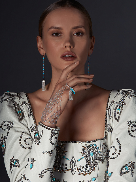 Серьги-кисти из белого золота с бирюзой и бриллиантами огранки «бриолет», 5