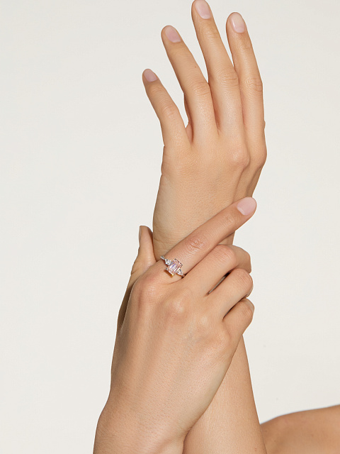 Кольцо из белого золота с розовым бриллиантом LG, 2