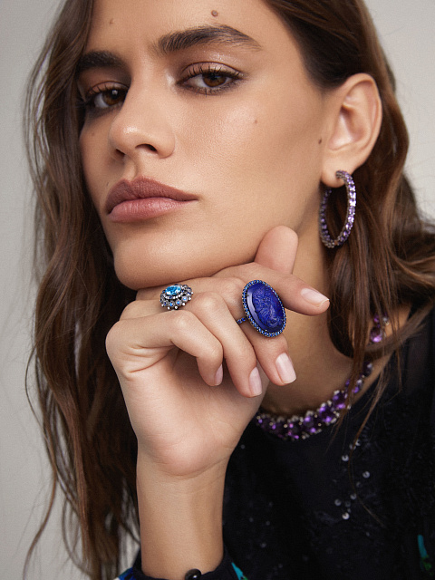 Хупсы из черненого золота с овальными аметистами и бриллиантами круглой огранки, 4