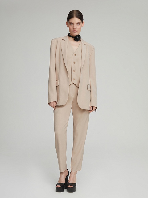 Бежевый костюм-тройка из вискозы, 9 Бежевый костюм-тройка из вискозы, 9