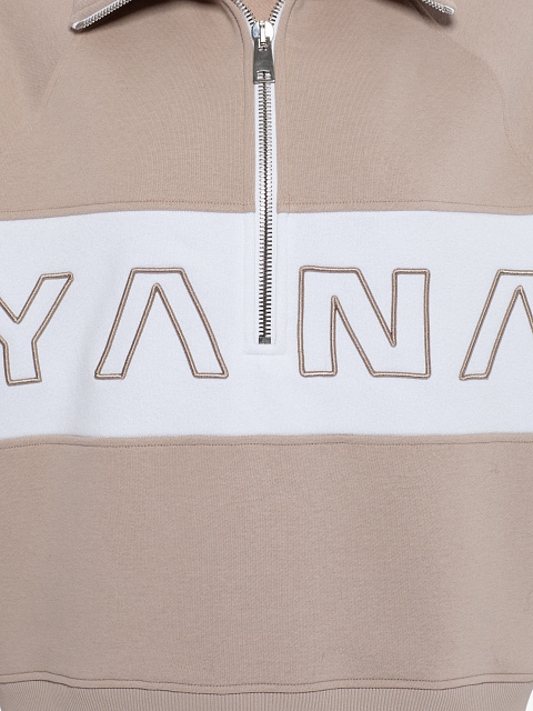 Бежево-белый трикотажный костюм с вышивкой, 6