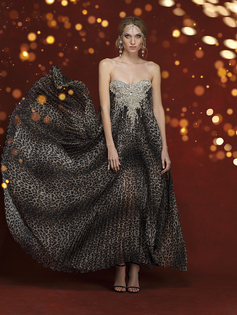 Леопардовое платье с открытыми плечами и вышивкой, 3