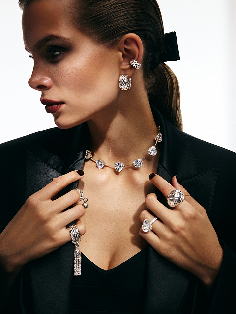 Широкое кольцо-кисть из белого золота, 2 Широкое кольцо-кисть из белого золота, 2