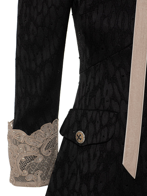 Черное детское платье из жаккарда с воротником и манжетами из кружева, 3