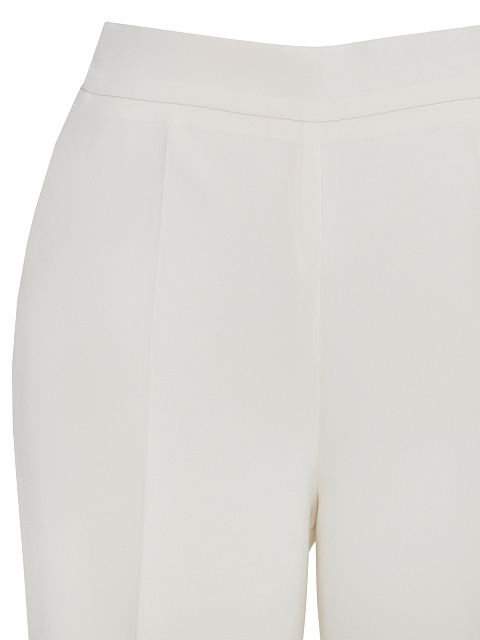 Белый костюм из жакета с перьями и брюк, 4