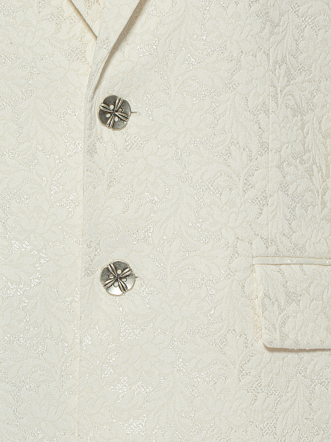 Белый жакет из жаккарда с фигурным низом, 3 Белый жакет из жаккарда с фигурным низом, 3