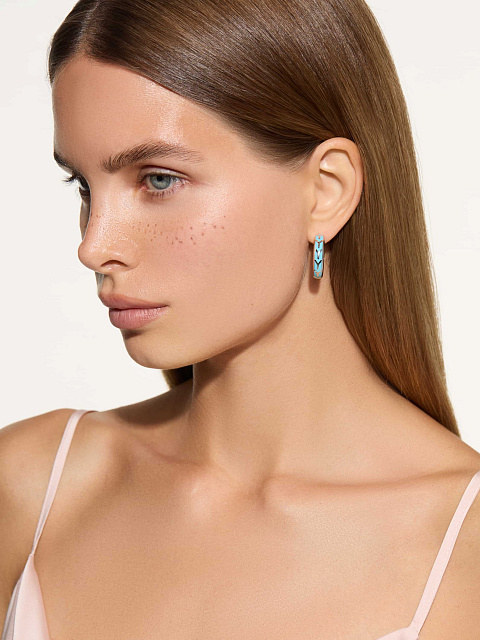 Маленькие хупсы из белого золота с ярко-голубой эмалью, 2 Маленькие хупсы из белого золота с ярко-голубой эмалью, 2