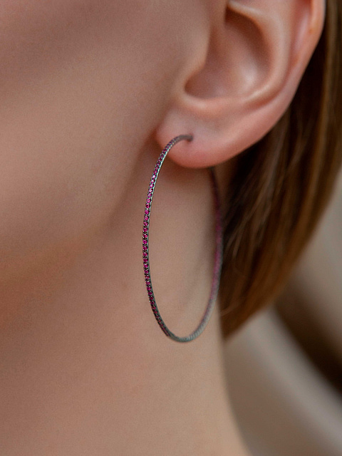 Хупсы из черненого золота с рубинами, 2 Хупсы из черненого золота с рубинами, 2