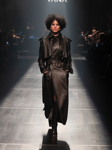 Look #60, 1 Look #60, 1