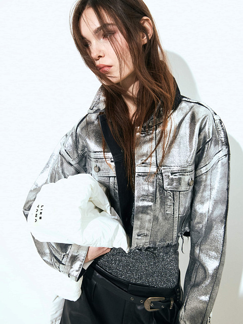 Черная укороченная джинсовка с серебряным напылением, 4 Черная укороченная джинсовка с серебряным напылением, 4