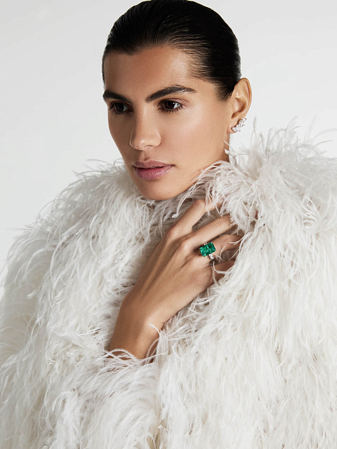 Кольцо из белого золота с изумрудом в огранке «октагон», 4 Кольцо из белого золота с изумрудом в огранке «октагон», 4