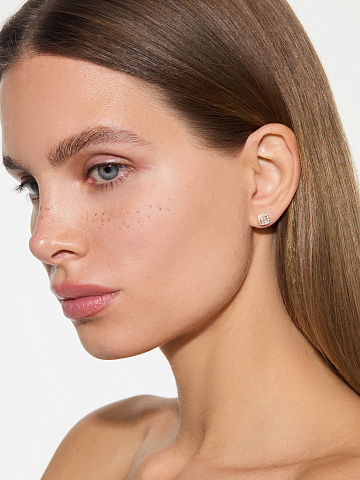 Пусеты из розового золота с бриллиантами, 2