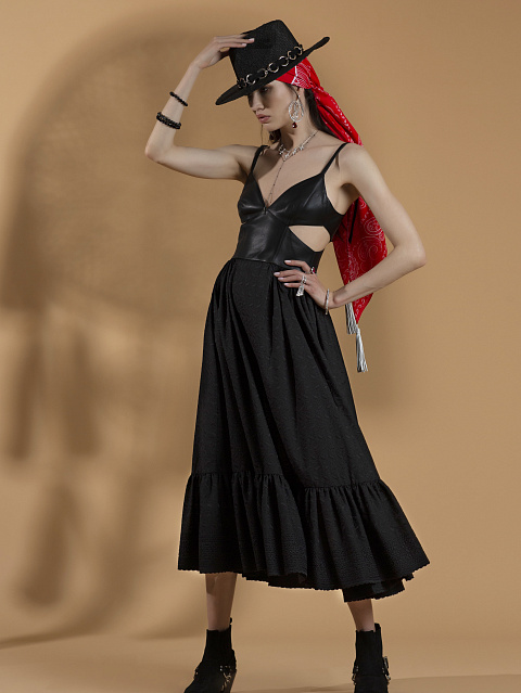 Красный шелковый платок, 4