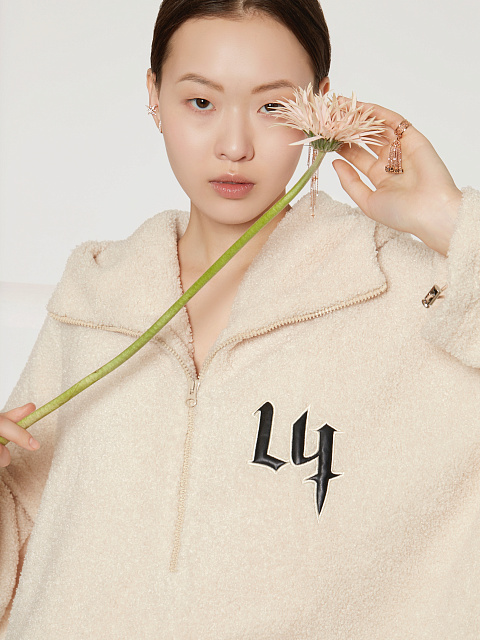 Молочное объемное худи из ткани букле, 7