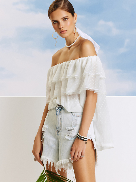 Светло-голубые рваные шорты из денима, 6