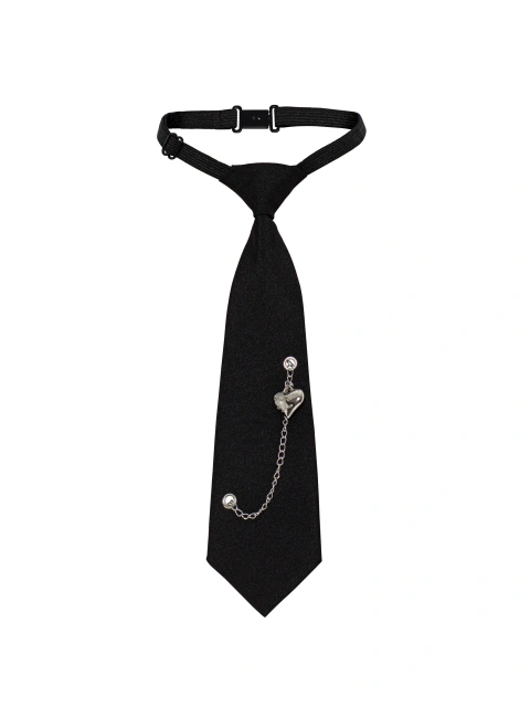Черный галстук с цепью, 1