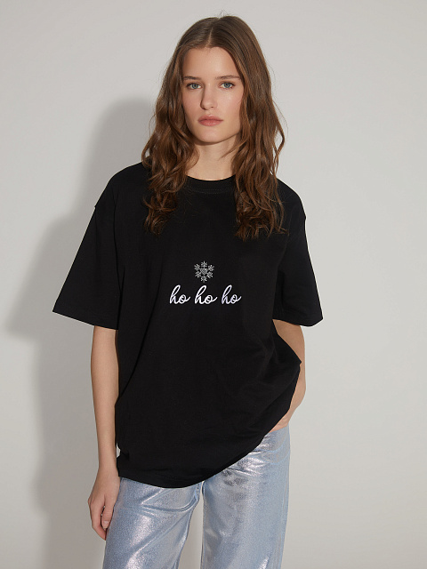 Черная футболка из хлопка с вышивкой и стразами, 2 Черная футболка из хлопка с вышивкой и стразами, 2