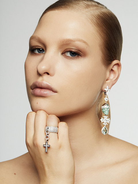 Серьги-черепа из белого золота, резной бирюзы с турмалинами и бриллиантами, 4 Серьги-черепа из белого золота, резной бирюзы с турмалинами и бриллиантами, 4