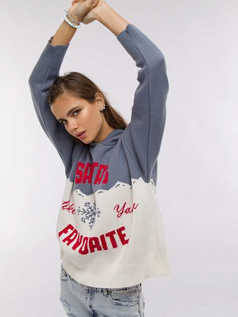 Серо-белый свитер с капюшоном Santa's Favorite, 4