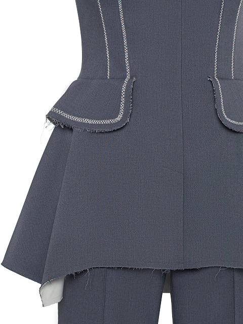 Серый костюм-тройка с укороченным жакетом, 5