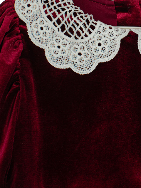 Бордовое детское платье из бархата с кружевным воротником, 5