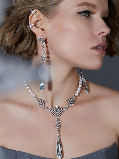 Колье из палладия с аквамарином и серыми бриллиантами, 2