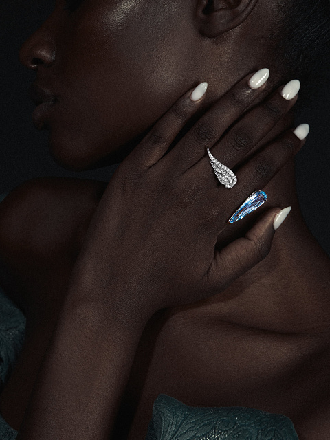 Кольцо из белого золота с аквамарином и бриллиантами, 4 Кольцо из белого золота с аквамарином и бриллиантами, 4