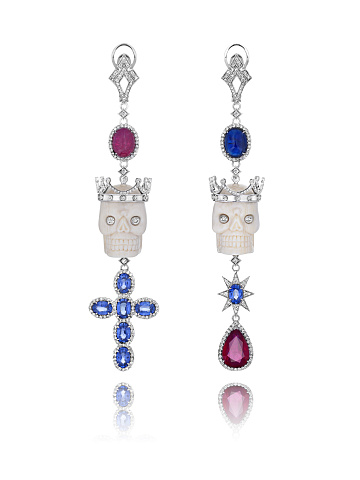 Серьги из белого золота с черепами, рубинами и сапфирами, 1