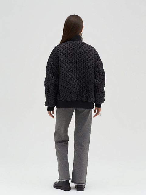 Черный стеганый бомбер в горошек, 3