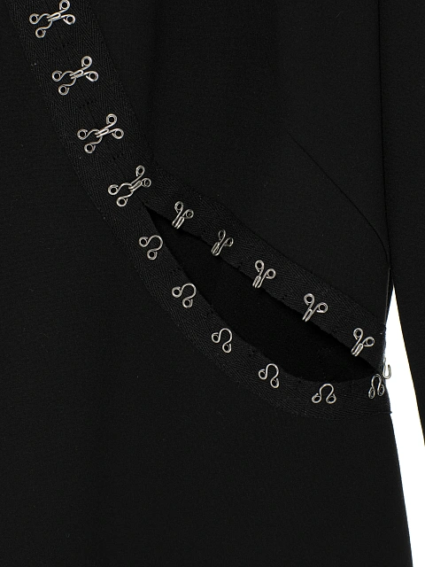 Черное платье-мини с разрезами, 3