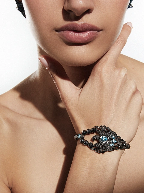 Часы из черненого золота с черными бриллиантами и цирконами, 3 Часы из черненого золота с черными бриллиантами и цирконами, 3