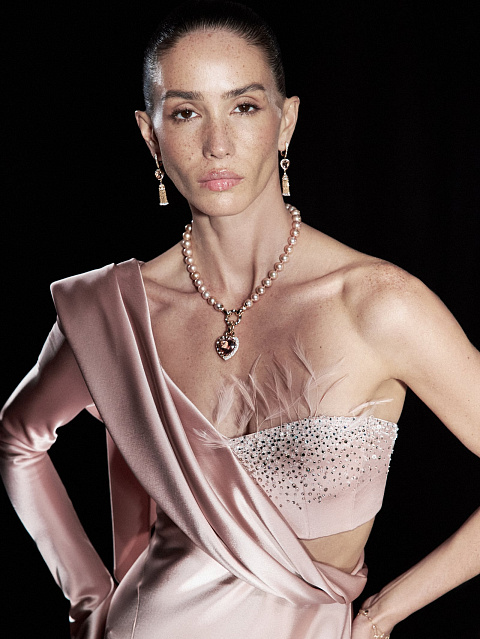 Пудровое асимметричное платье-макси из шелка с драпировкой, 6